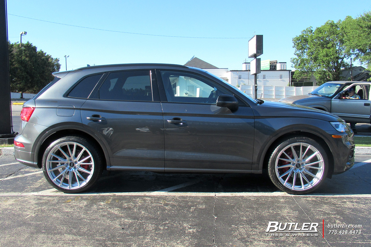 Audi SQ7 with 22in Vossen HF-4T Wheels