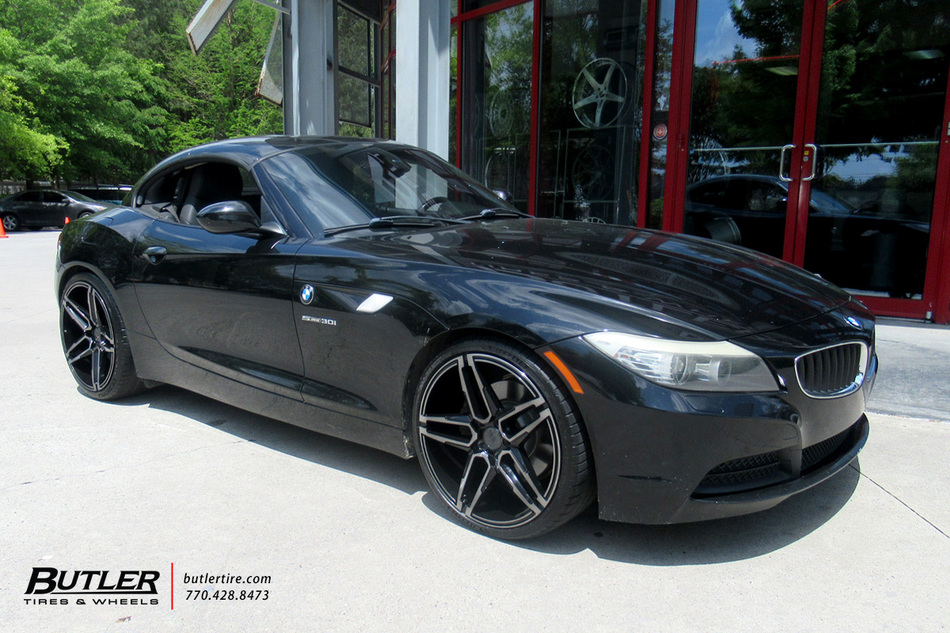 BMW_Z4_with_20in_Savini_BM17_W