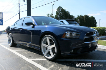 Dodge Charger with 22in Rohana RC22 Wheels