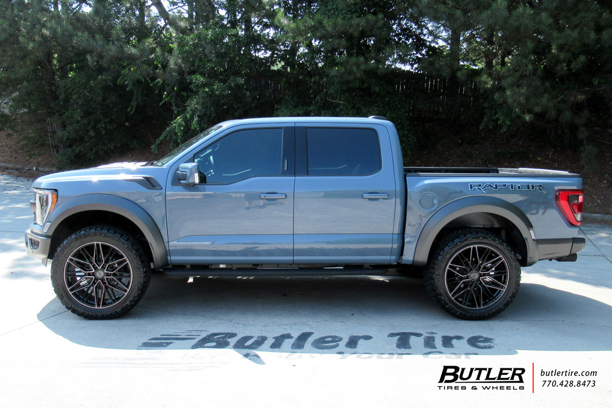 Ford Raptor with 24in Vossen HF6-5 Wheels