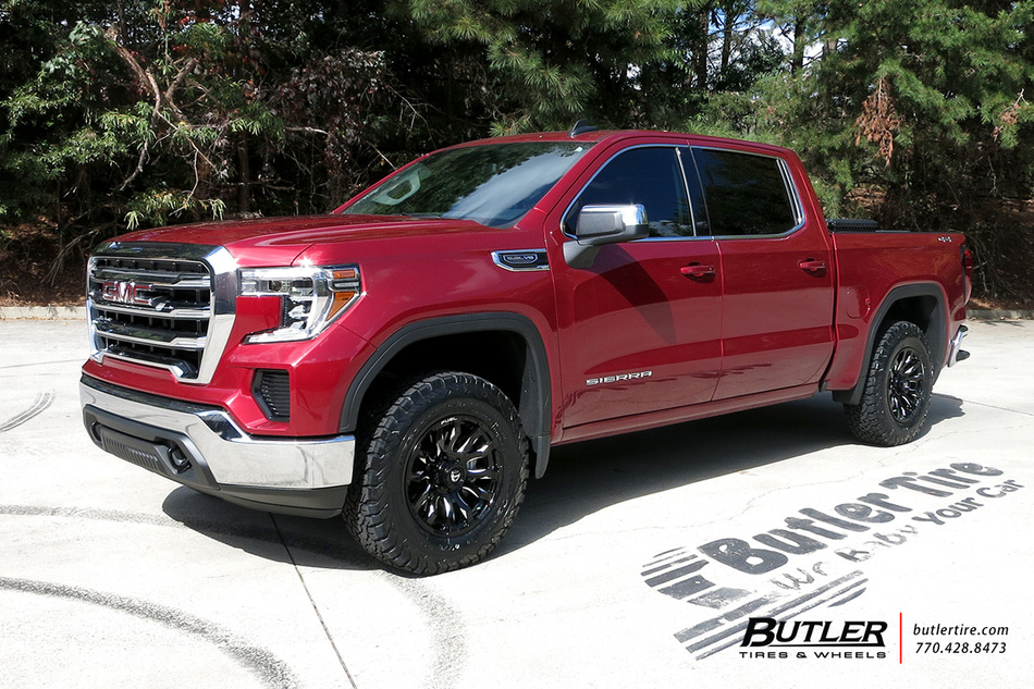GMC Sierra with 18in Fuel Blitz Wheels exclusively from Butler Tires