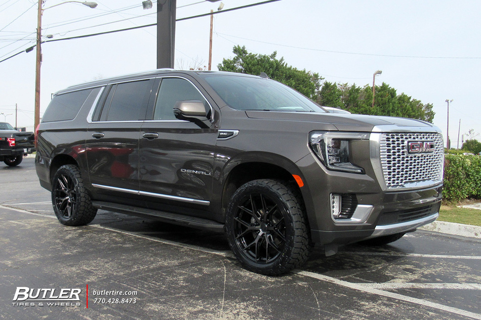 GMC Yukon Denali with 22in Vossen HF64 Wheels exclusively from Butler