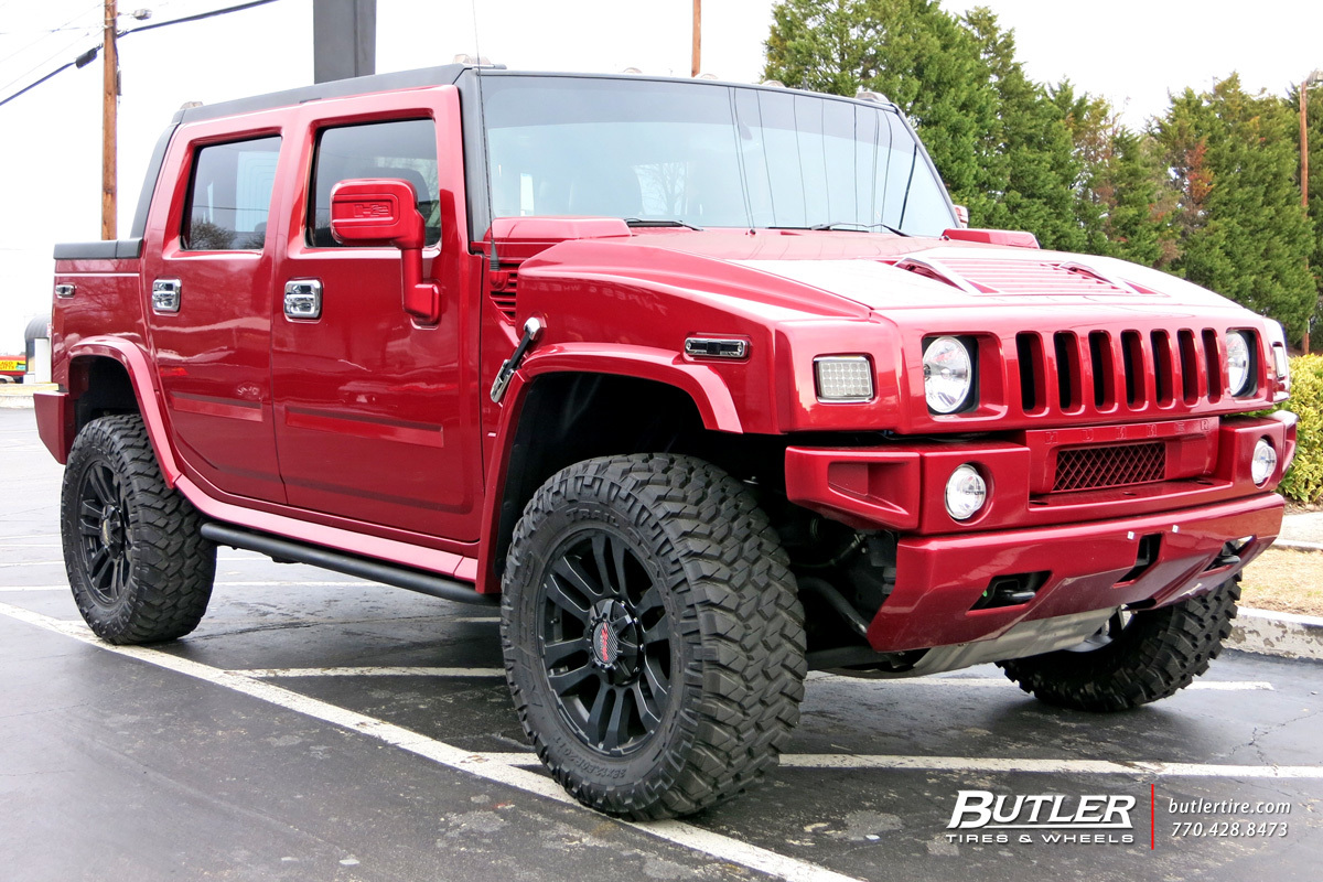 Hummer H2 with 20in MB Motoring TKO Wheels