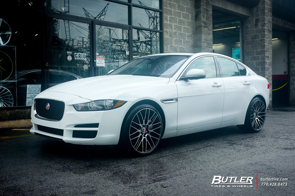 Jaguar_XE_with_20in_Savini_BM1
