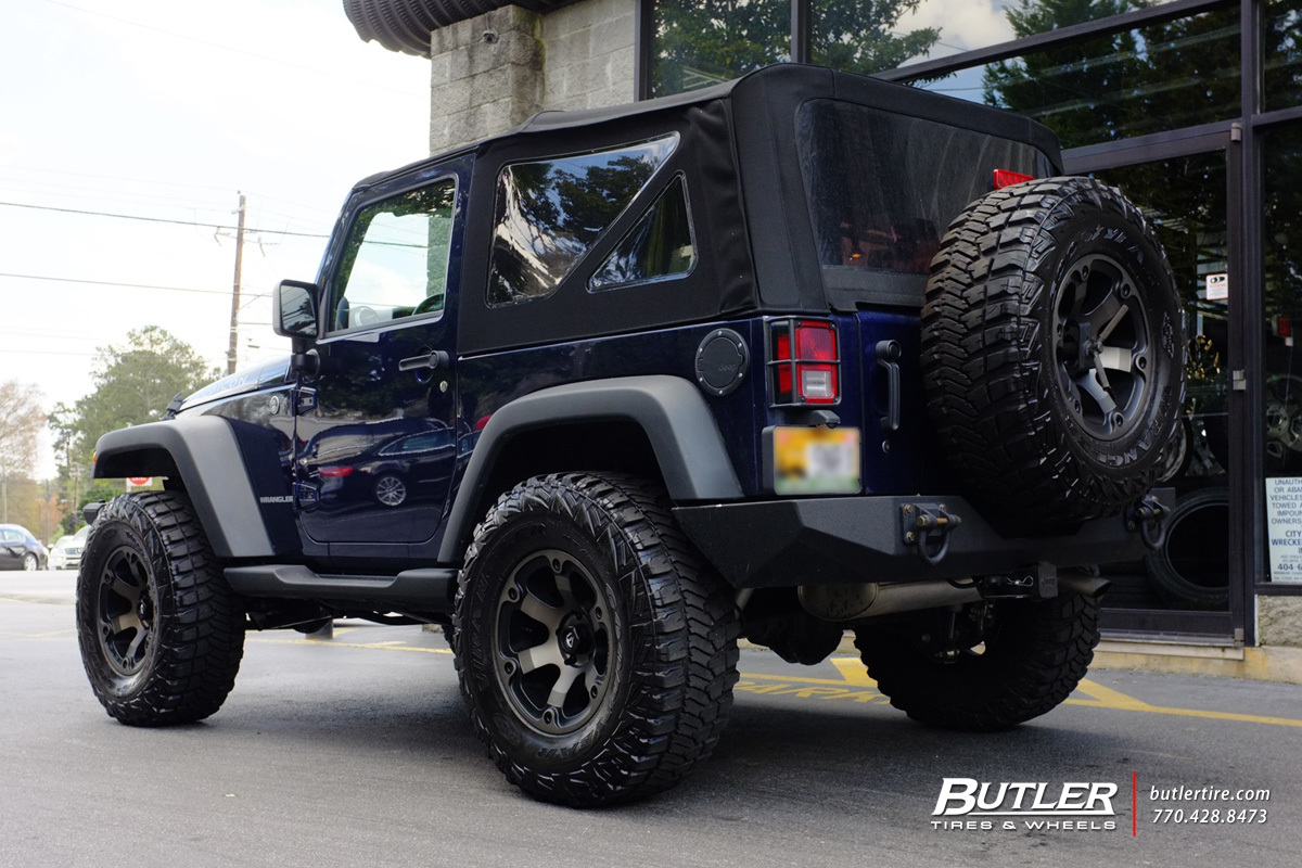 Jeep Wrangler with 17in Fuel Beast Wheels