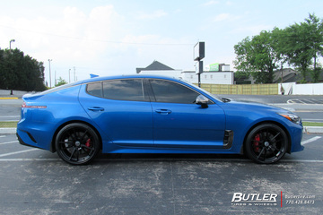 Kia Stinger with 20in HRE FF04 Wheels
