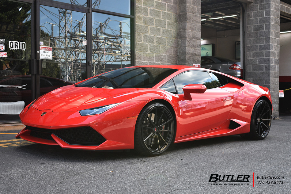 Huracan with 21in Vossen MLX2 Wheels exclusively from