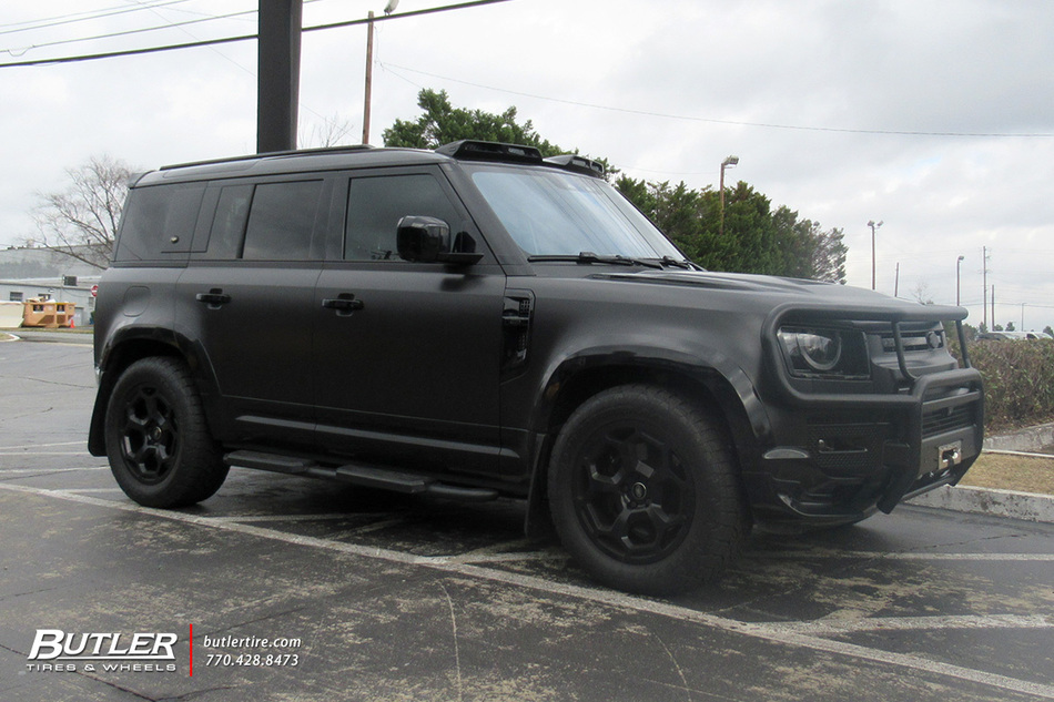 Land Rover Defender with 20in Redbourne Bashford Wheels exclusively