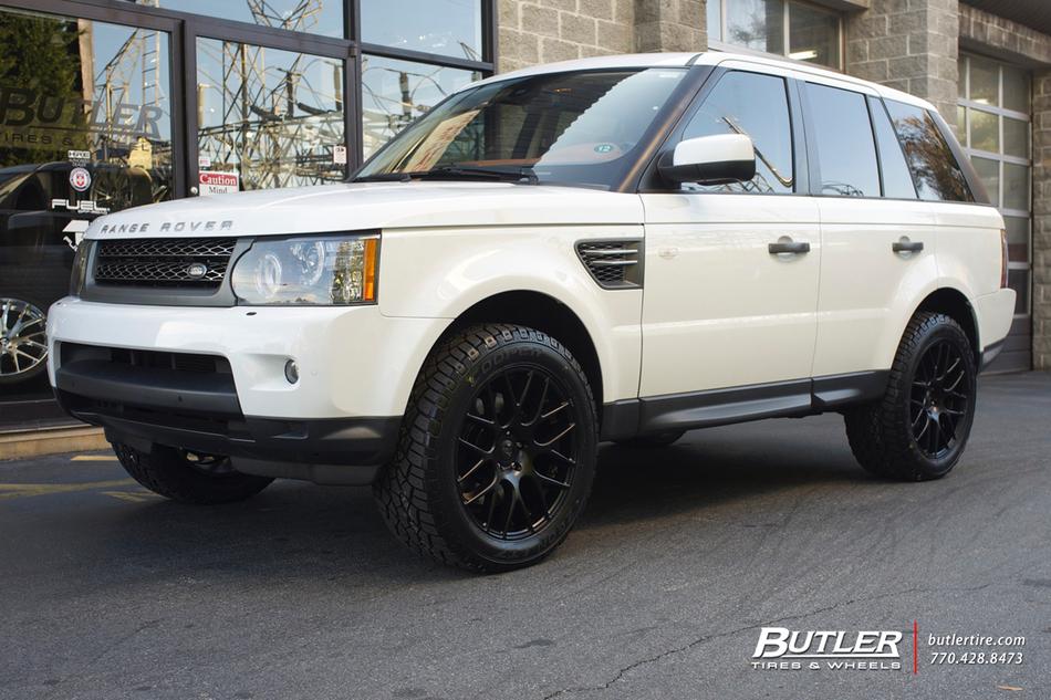 Land Rover Range Rover Sport with 20in Niche Circuit Wheels exclusively
