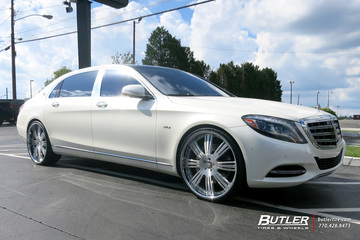 Maybach S600 with 24in Lexani LF755 Wheels