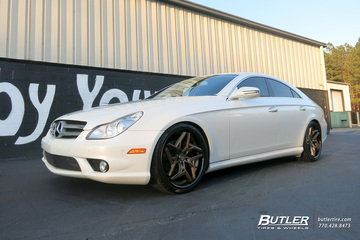 Mercedes CLS with 20in Lexani Spyder Wheels