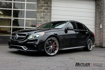 Mercedes E-Class with 20in Vossen VWS1 Wheels