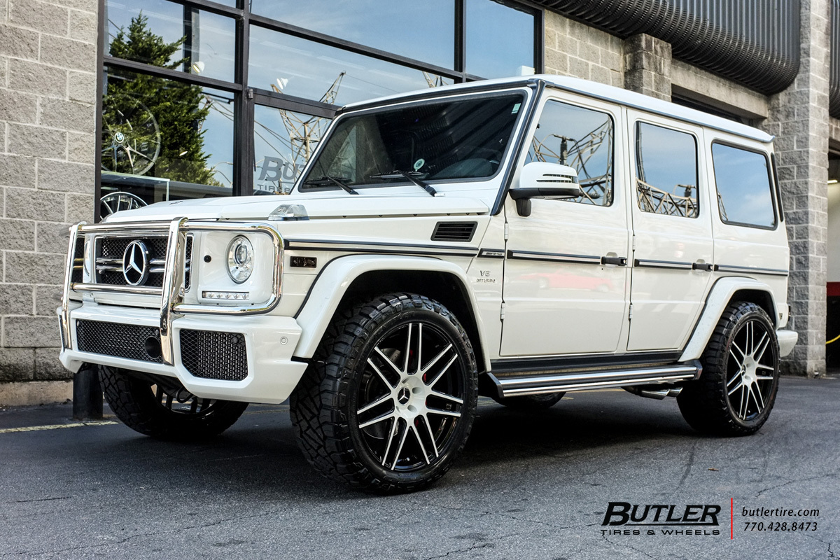 Mercedes G-Class with 22in Niche Esses Wheels