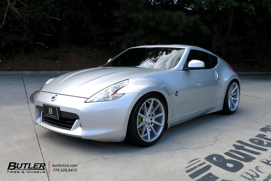 Nissan 370Z with 20in Vossen VFS1 Wheels exclusively from Butler Tires