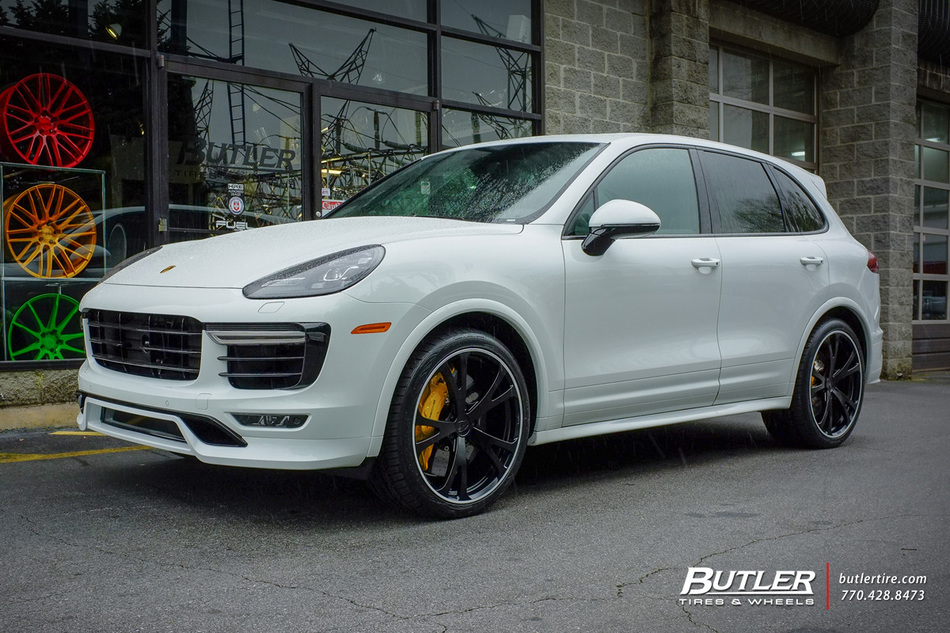 Porsche Cayenne with 22in Techart Formula III Wheels exclusively from