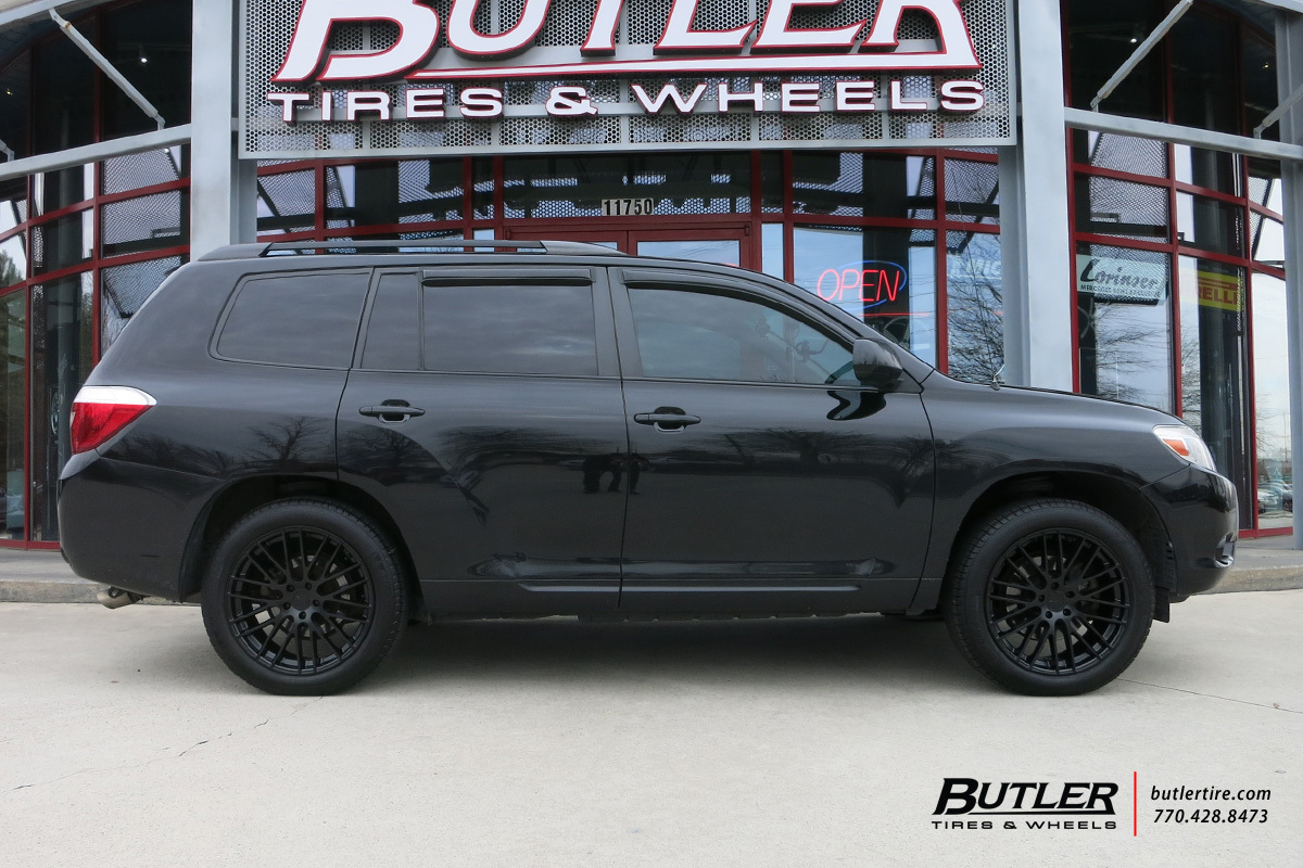 Toyota Highlander with 20in TSW Max Wheels