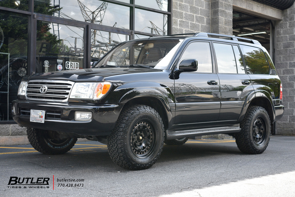 Toyota Land Cruiser with 18in Black Rhino Grange Wheels exclusively
