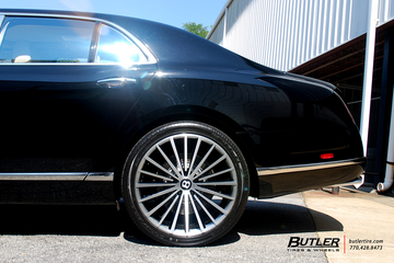 Bentley Mulsanne with 22in Lexani LF Forged LF-722 Wheels
