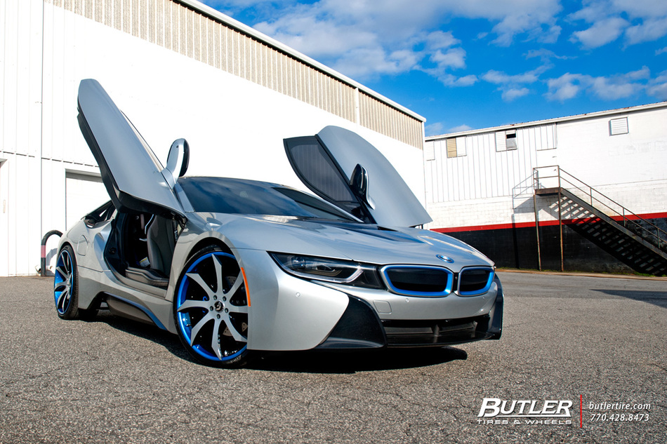  BMW i8 con ruedas Forgiato Fondare ECL personalizadas de 22 pulgadas - Tendencia en Butler Tires and Wheels en Atlanta GA