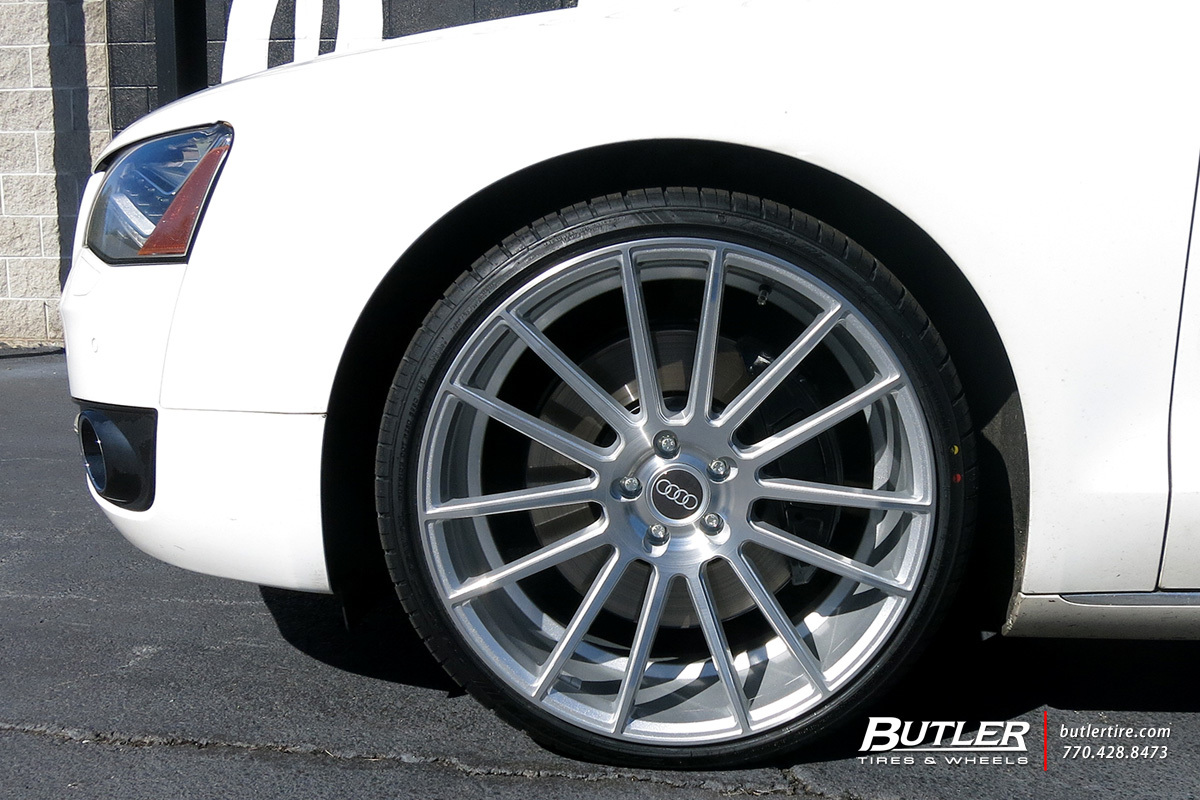 Audi A8 with 22in Savini BM9 Wheels