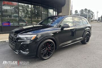 Audi Q7 with 22in Vossen HF7 Wheels