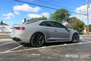 Audi RS5 with 20in Vossen HF-5 Wheels