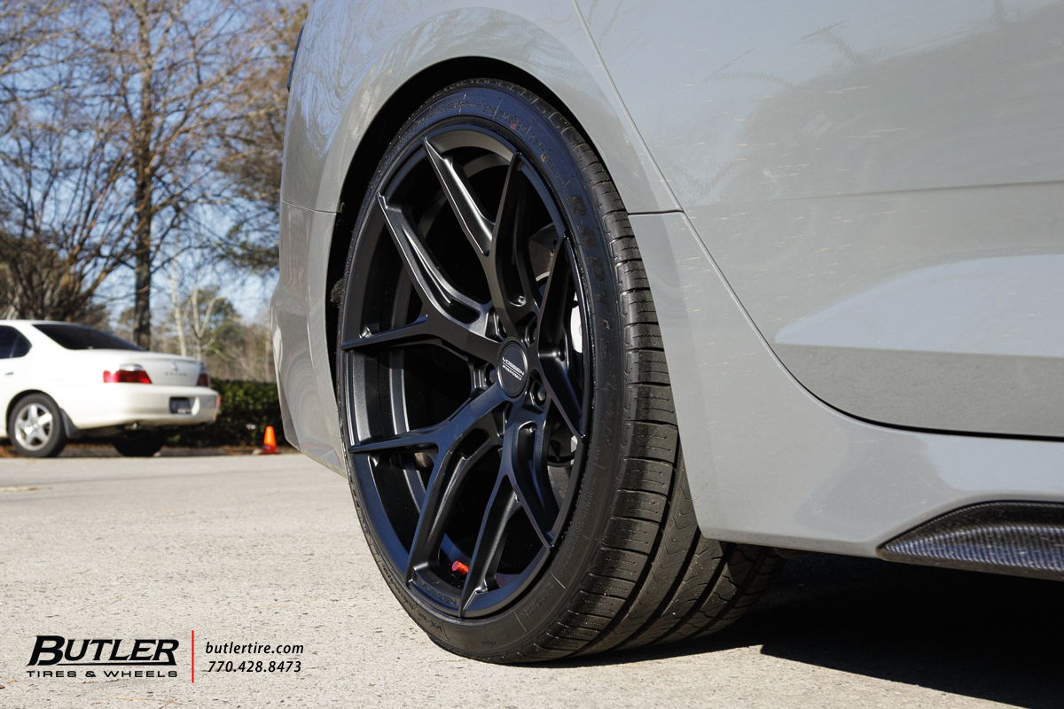 Audi RS5 with 20in Vossen HF5 Wheels