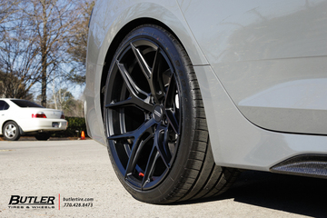 Audi RS5 with 20in Vossen HF5 Wheels