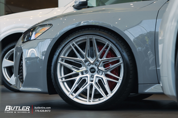 Audi RS7 with  Vossen HF7 Wheels