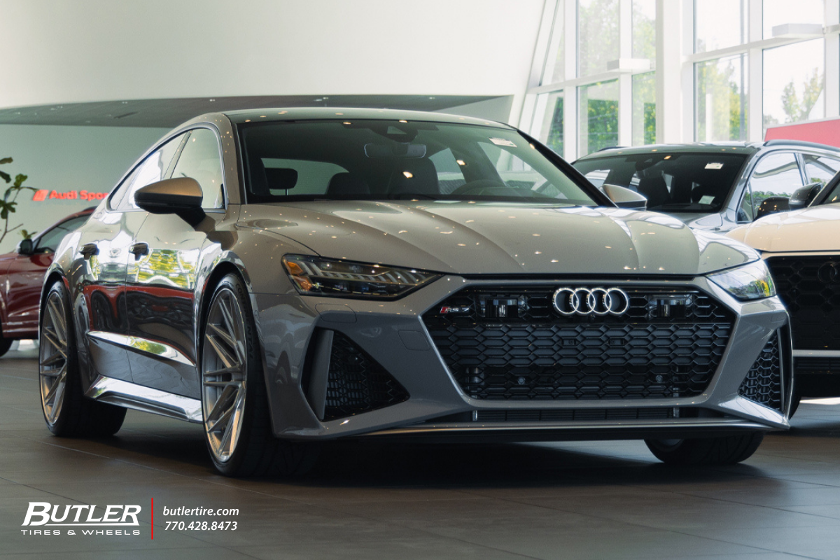 Audi RS7 with  Vossen HF7 Wheels