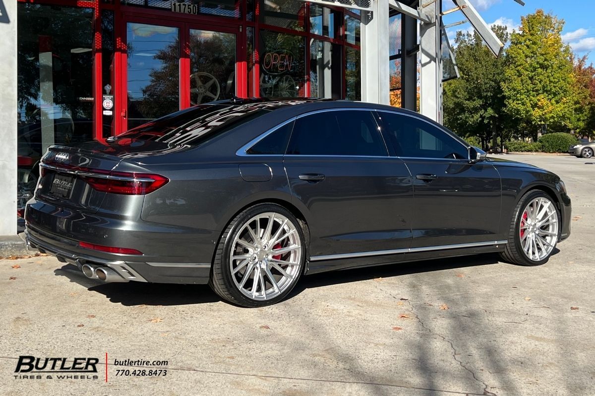 Audi S8 with 22in Vossen HF4T Wheels