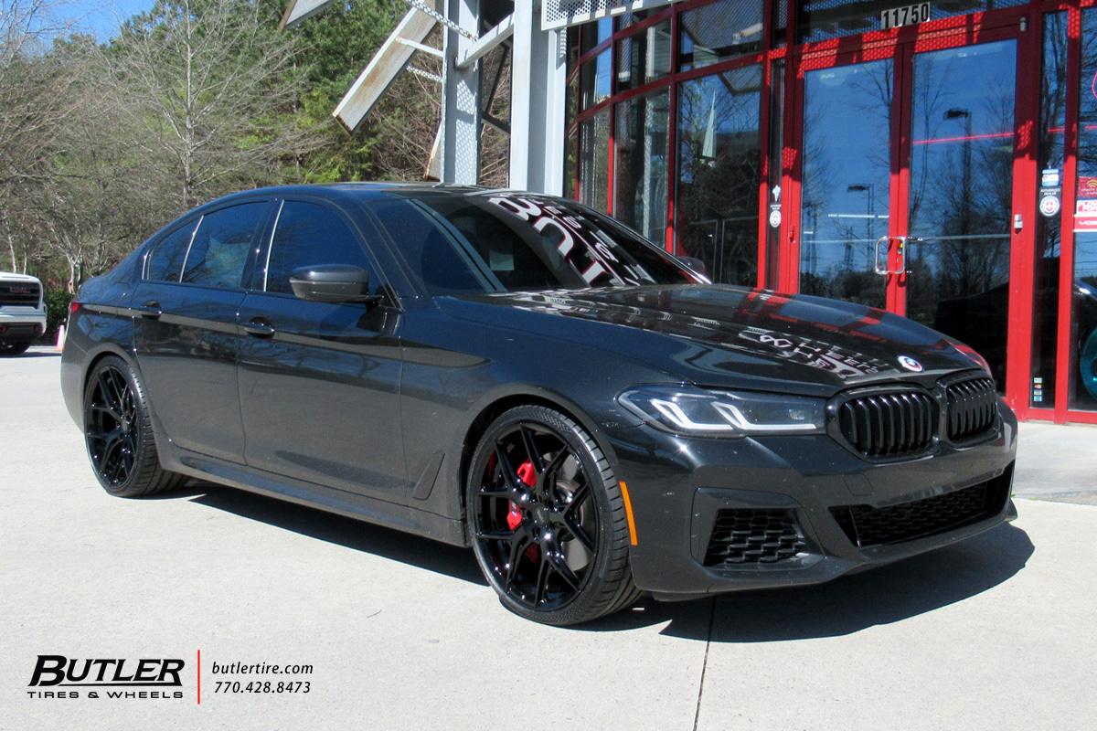 BMW 5 Series with 21in Vossen HF-5 Wheels