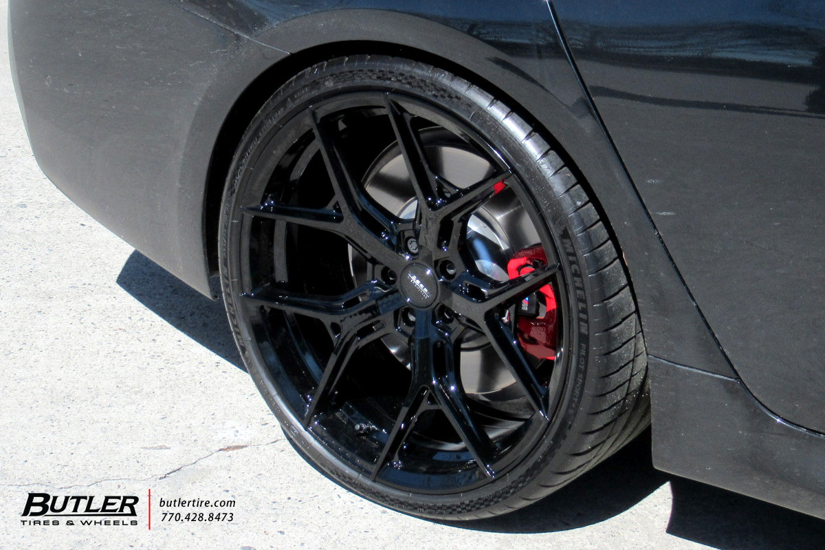 BMW 5 Series with 21in Vossen HF-5 Wheels
