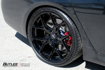 BMW 5 Series with 21in Vossen HF-5 Wheels