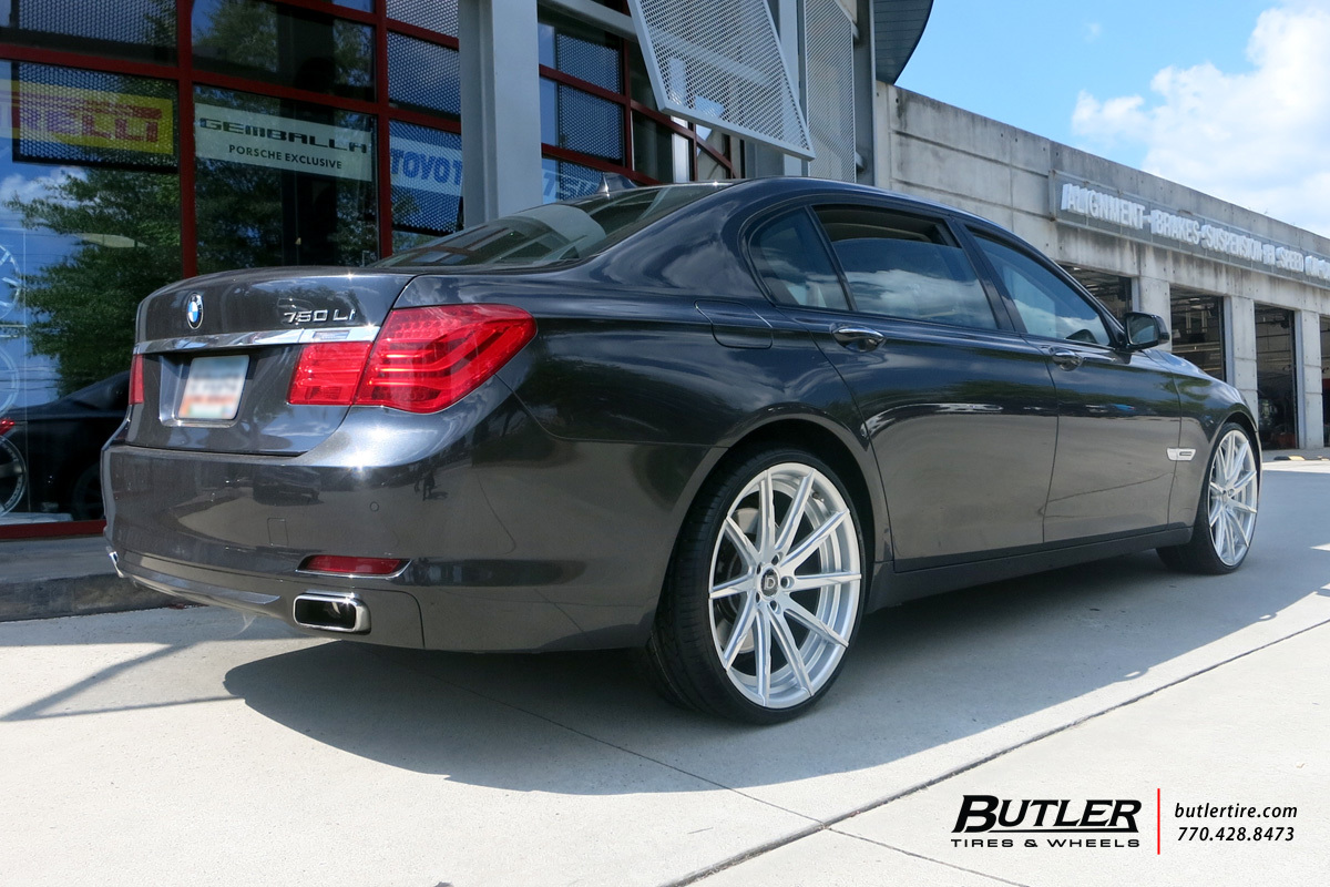 BMW 7 Series with 22in Lexani CSS15 Wheels
