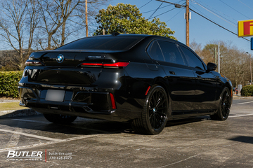 BMW I7 with 22in Vossen HFX-4 Wheels