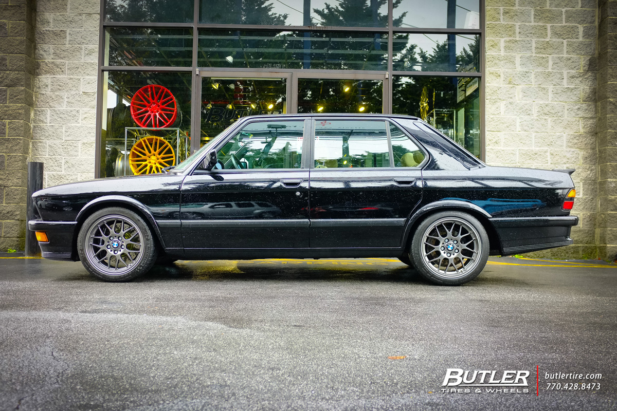 BMW M5 with 17in BBS RGR Wheels