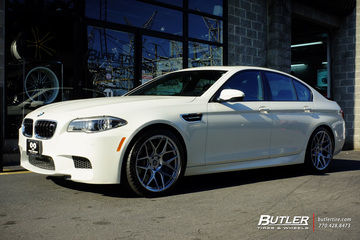 BMW M5 with 20in HRE FF01 Wheels