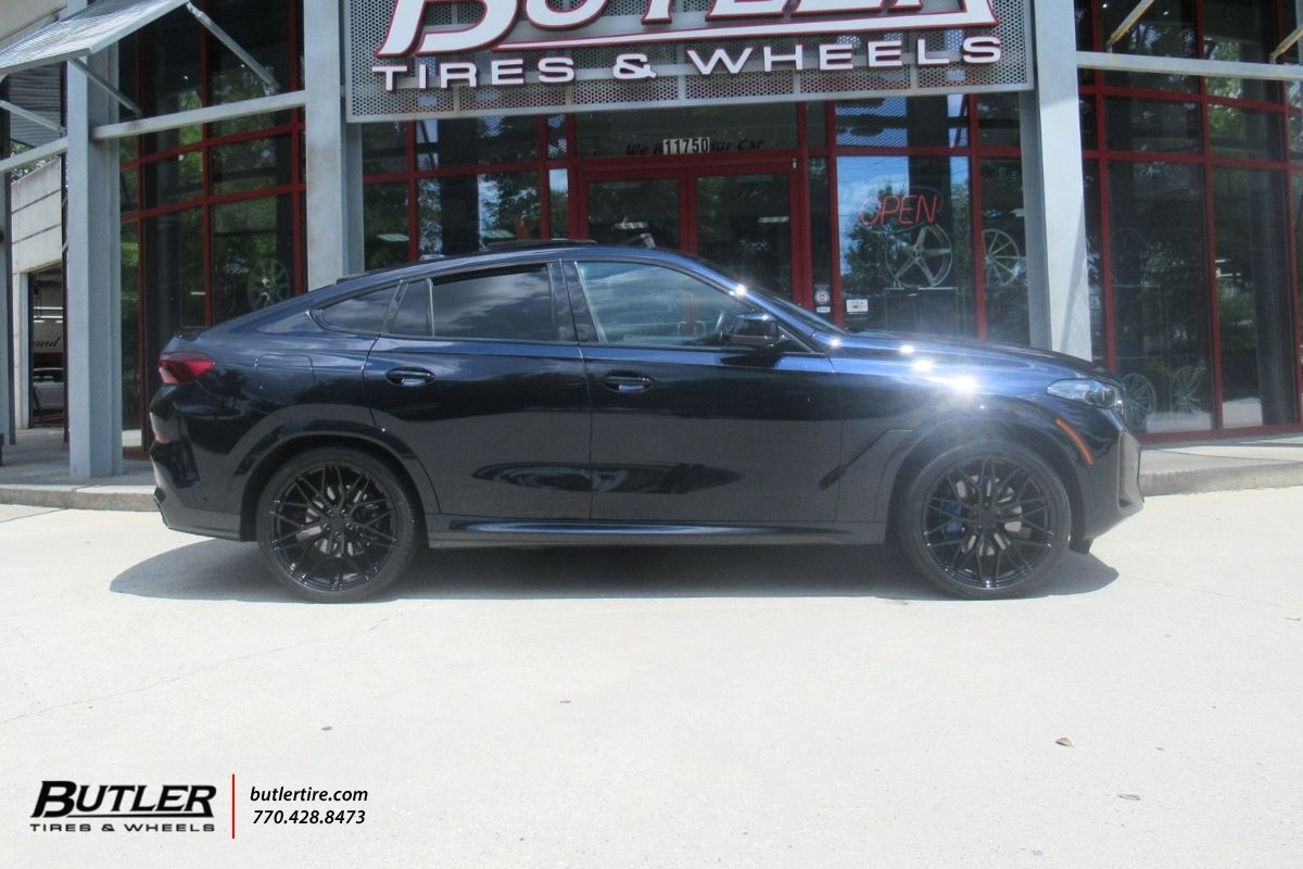 BMW X6 with 22in Avant Garde Wheels