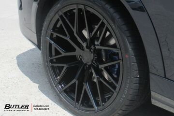 BMW X6 with 22in Avant Garde Wheels