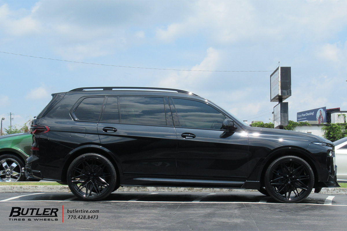 BMW X7 with  23in Vossen HF7 Wheels