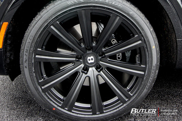 Bentley Bentayga with 22in Avant Garde AGL-Vanguard Wheels