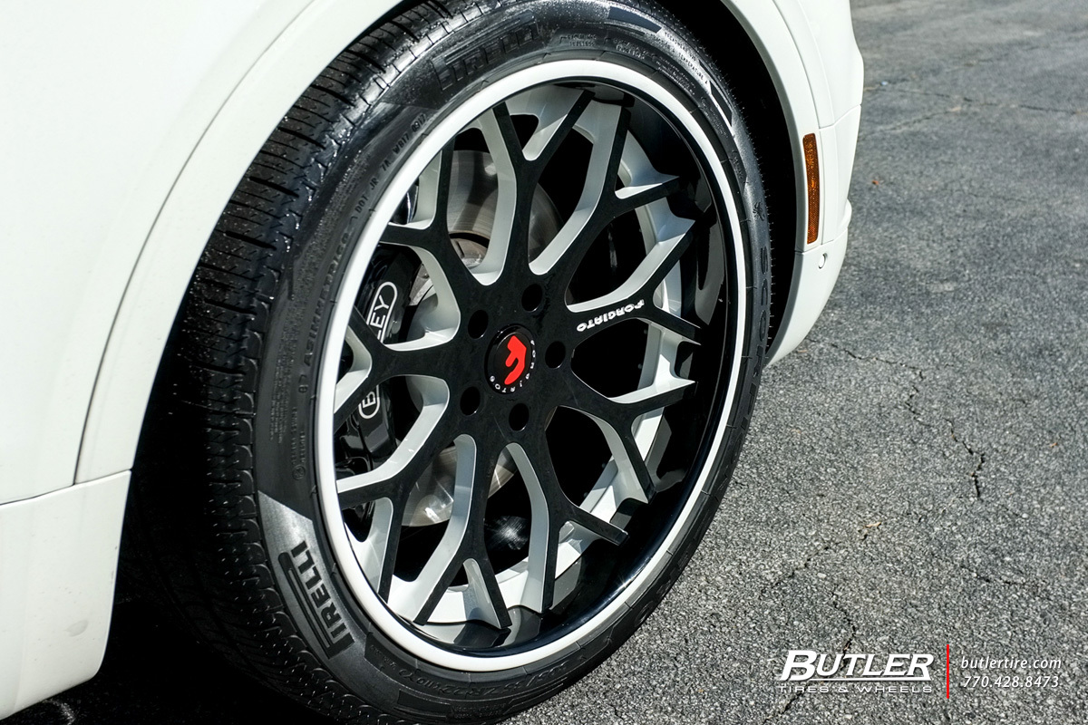 Bentley Bentayga with 22in Forgiato Drea Wheels