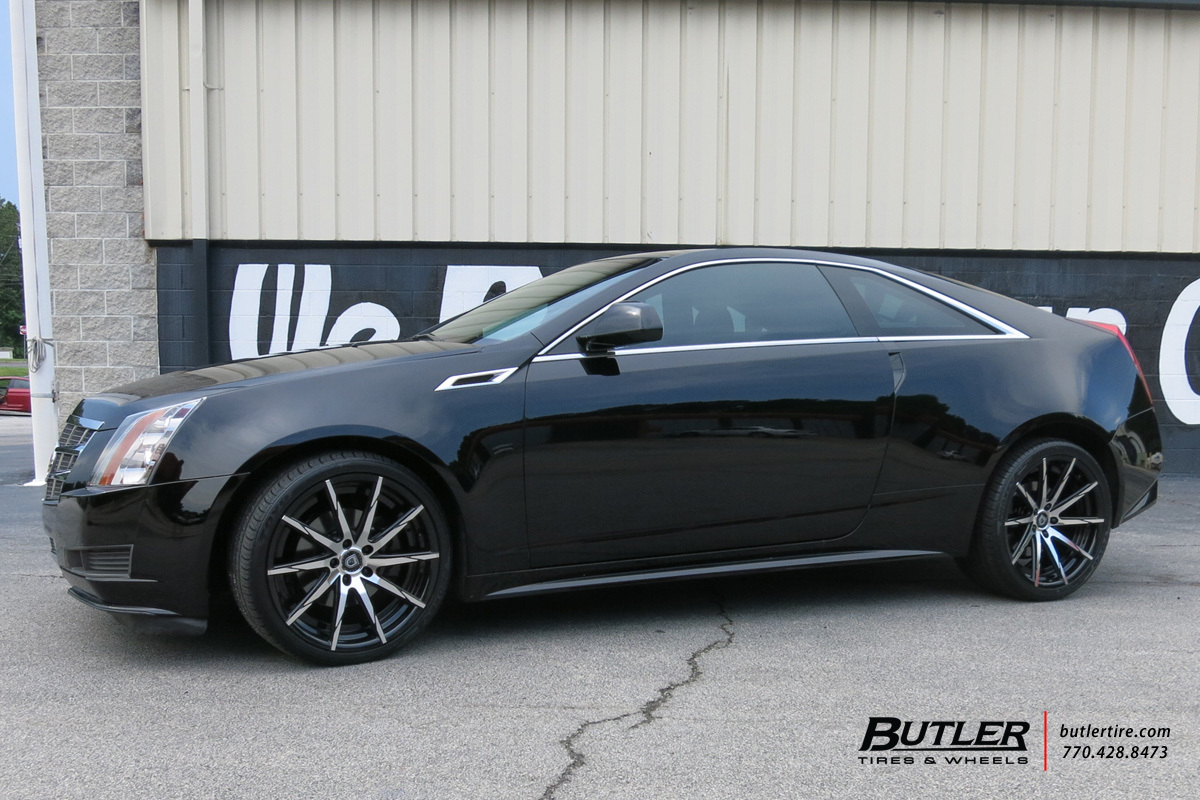 Cadillac CTS with 20in Lexani CSS15 Wheels