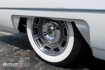 Cadillac Deville with 18in Raceline Classico Wheels