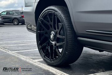 Cadillac Escalade V with 26in Forgiato Wheels