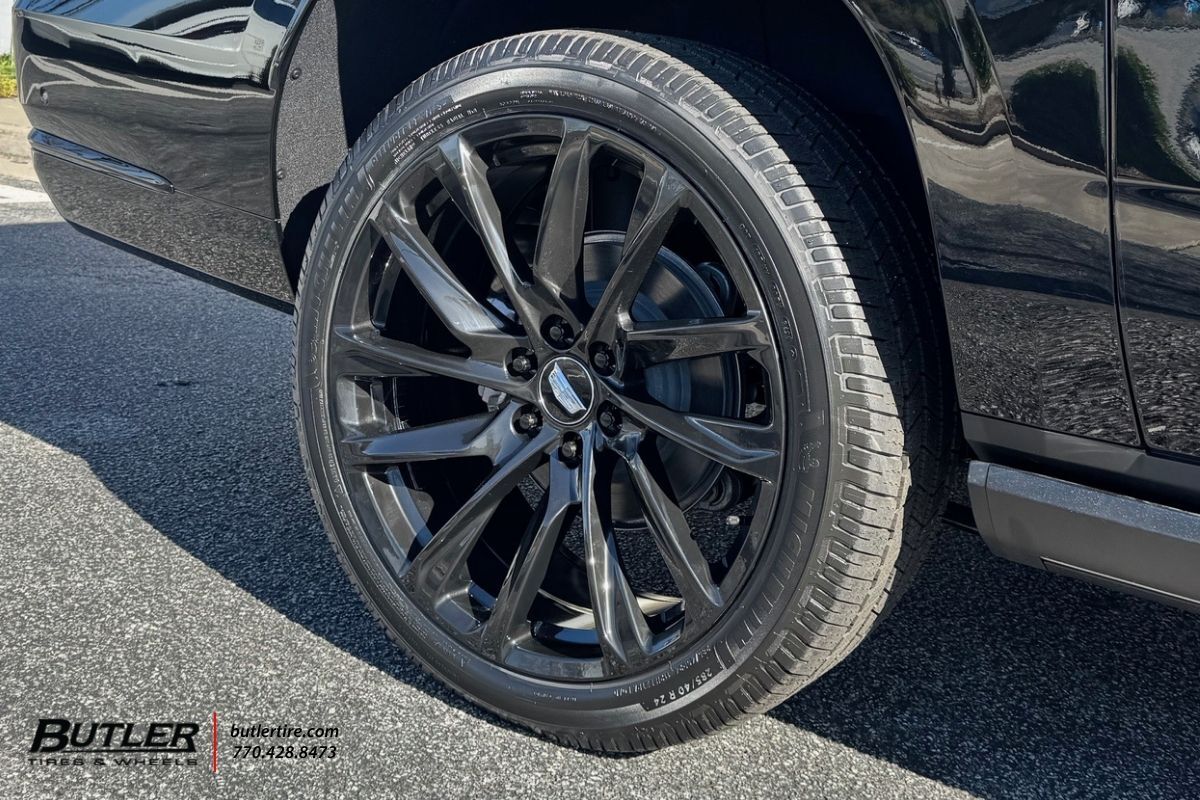 Cadillac Escalade with 24in Onyx PR213 Wheels