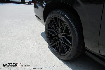 Cadilaac Escalade with 24in Vossen HF65 wheels and Toyo Tires