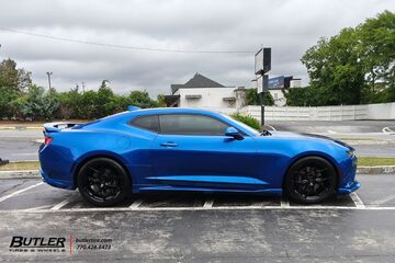 Chevrolet Camaro with 20in Vossen HF5 Wheels