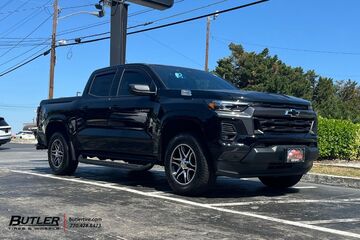 Chevrolet Colorado with 17in American Racing Mainline Wheels
